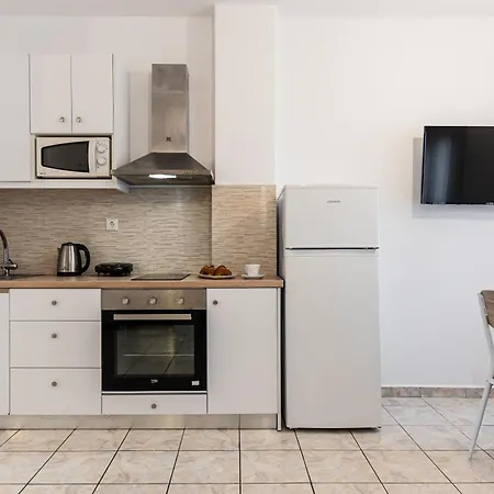 Optasia - Naxos Center 2 Naxos City