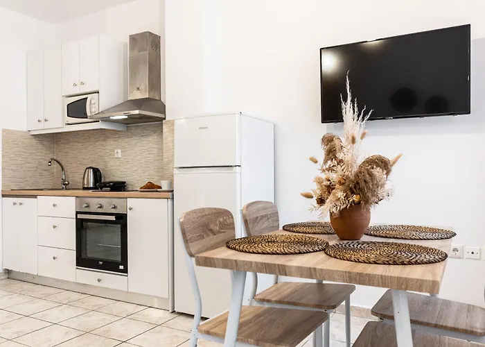 Optasia - Naxos Center 2 Naxos City