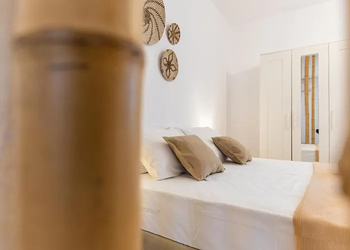 Optasia - Naxos Center 2